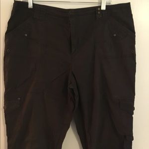 Capri/cargo pants